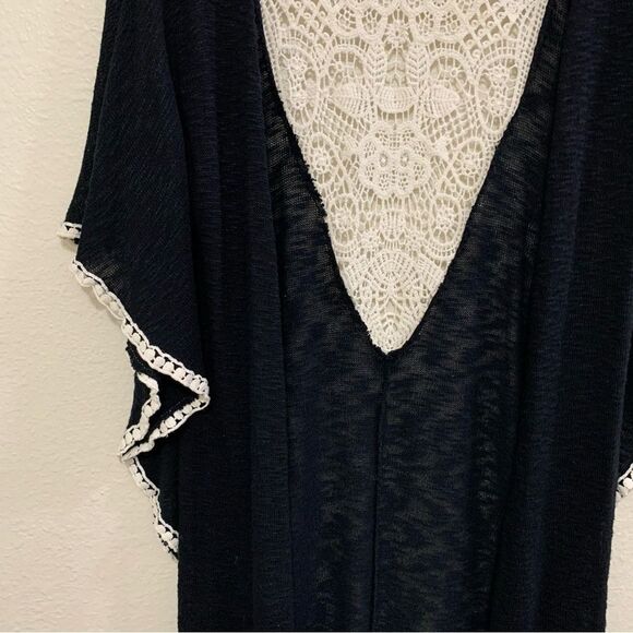 RUE 21 KIMONO WOMENS SMALL BLACK KNIT WHITE CROCHET BACK BOHO FESTIVAL HIPPIE. - Picture 4 of 11
